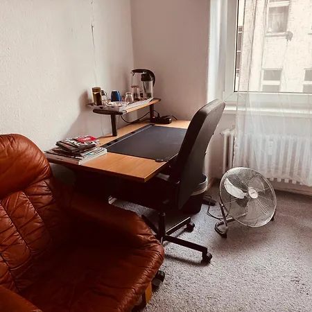 A Cosy, Super Quiet In Wedding Campeggio *